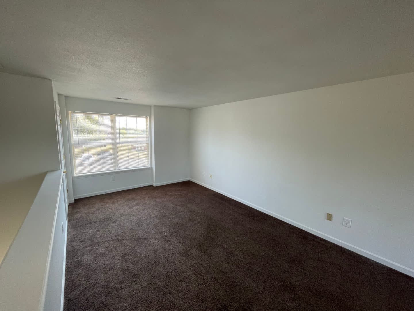 3 Minutes to Honda********** Rent $1249/month*********Peaceful Living – photo 3