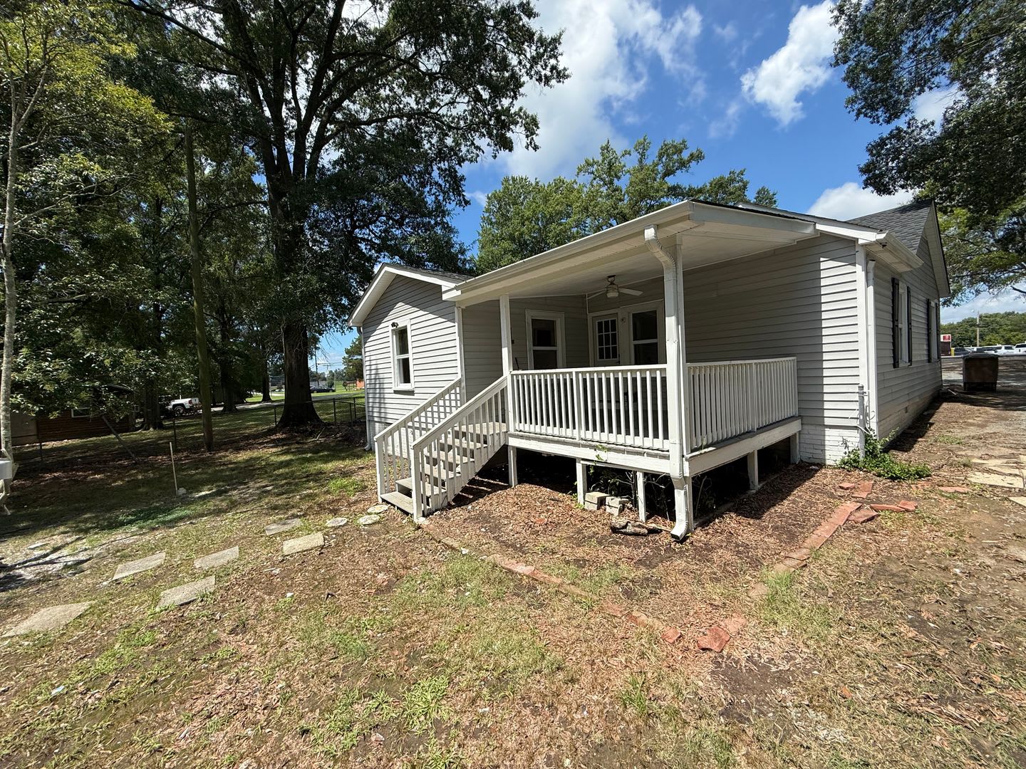 4 Bedroom/2 Bath Home for Rent – photo 2