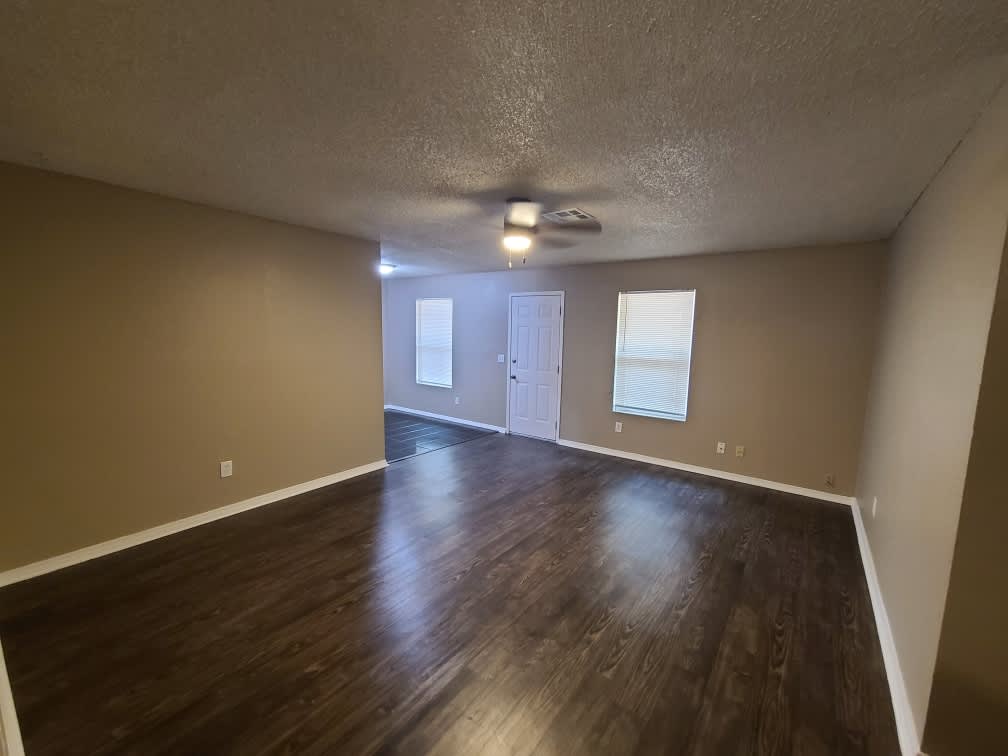 1824 N Kaye Dr – photo 3
