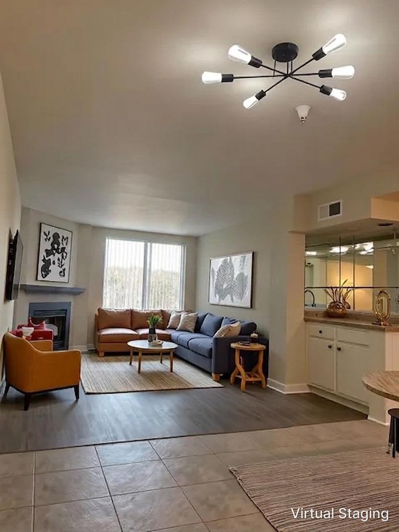 1 Bedroom, 1 Bathroom North Hollywood Condominium for Lease! – photo 4