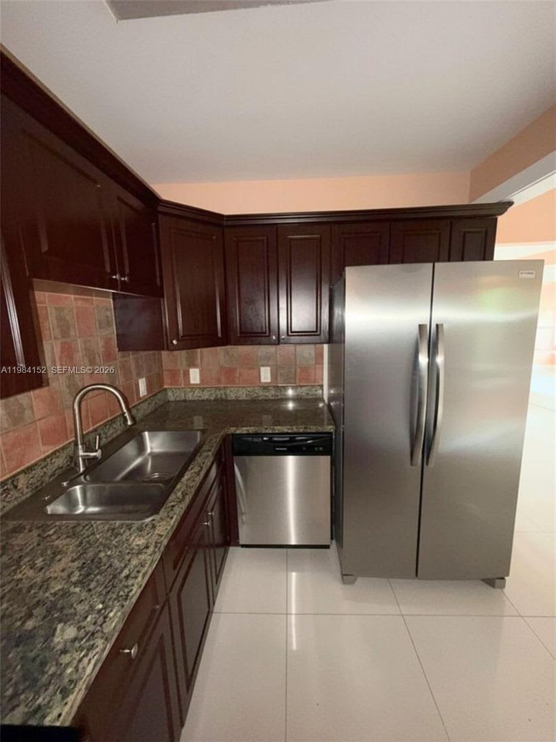 14215 Ne 9Th Avenue 14215 North Miami Fl 33161 – photo 2