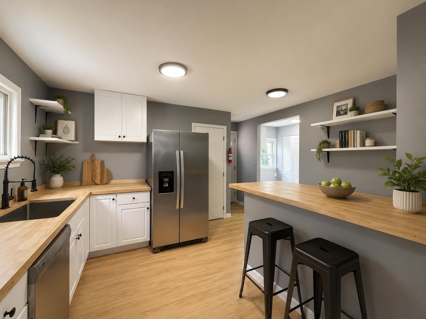 106 SHERMAN AVE – photo 2