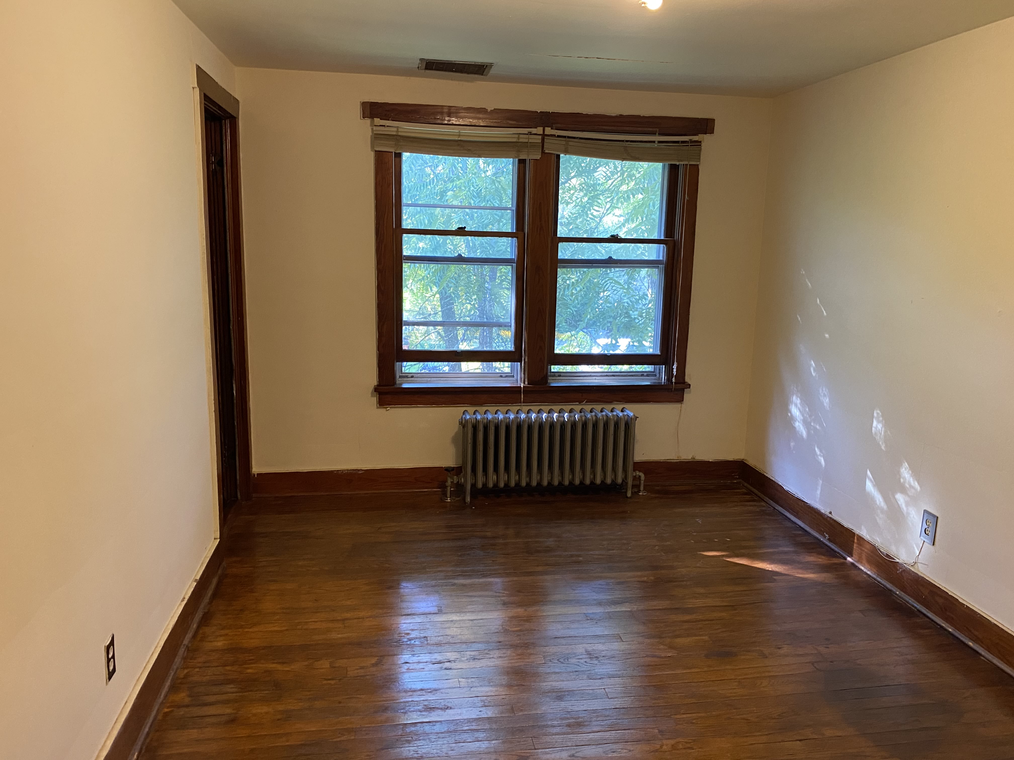 824 Elmwood Street – photo 4