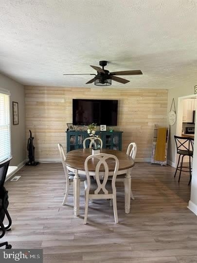 1367 REDWOOD Circle – photo 2