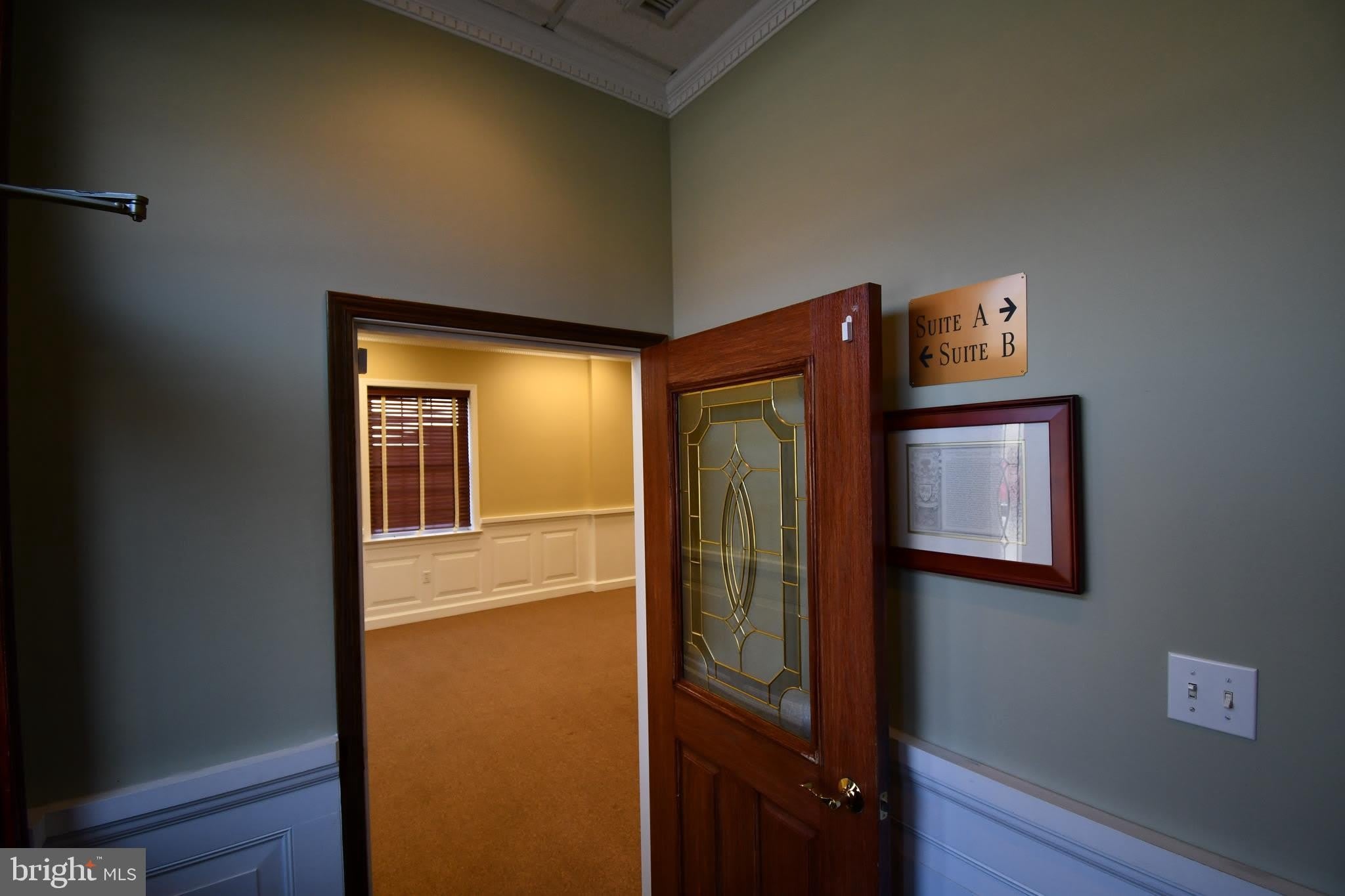 219 N HIGH Street – photo 5