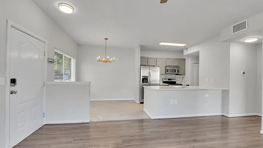 5534 Lewis Street – photo 3