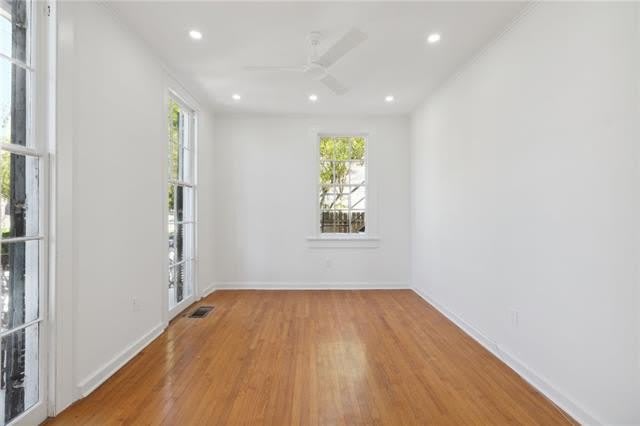 8205 Maple Street – photo 3