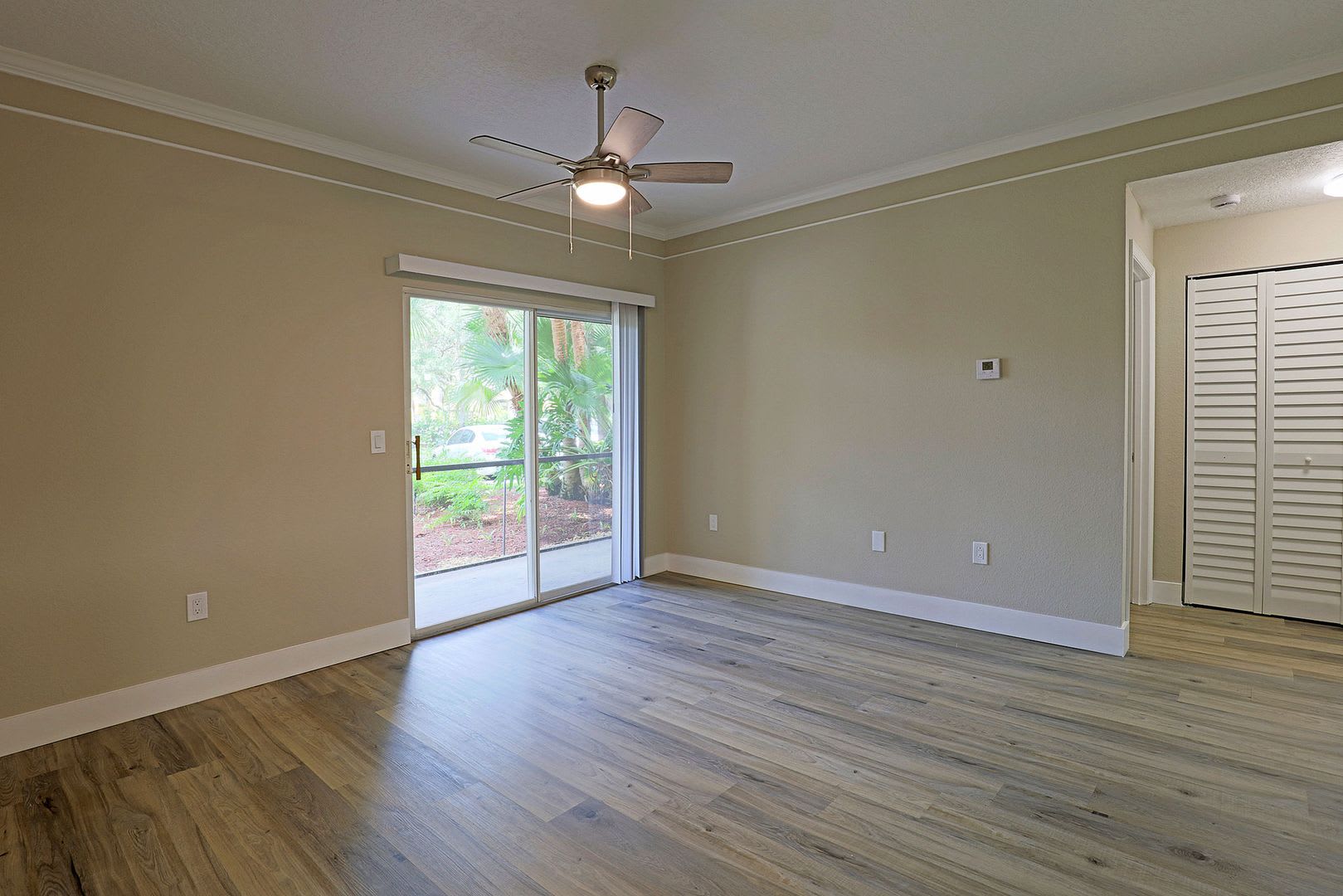 Royal Greens at Gateway 11540 Villa Grand 1207 – photo 5