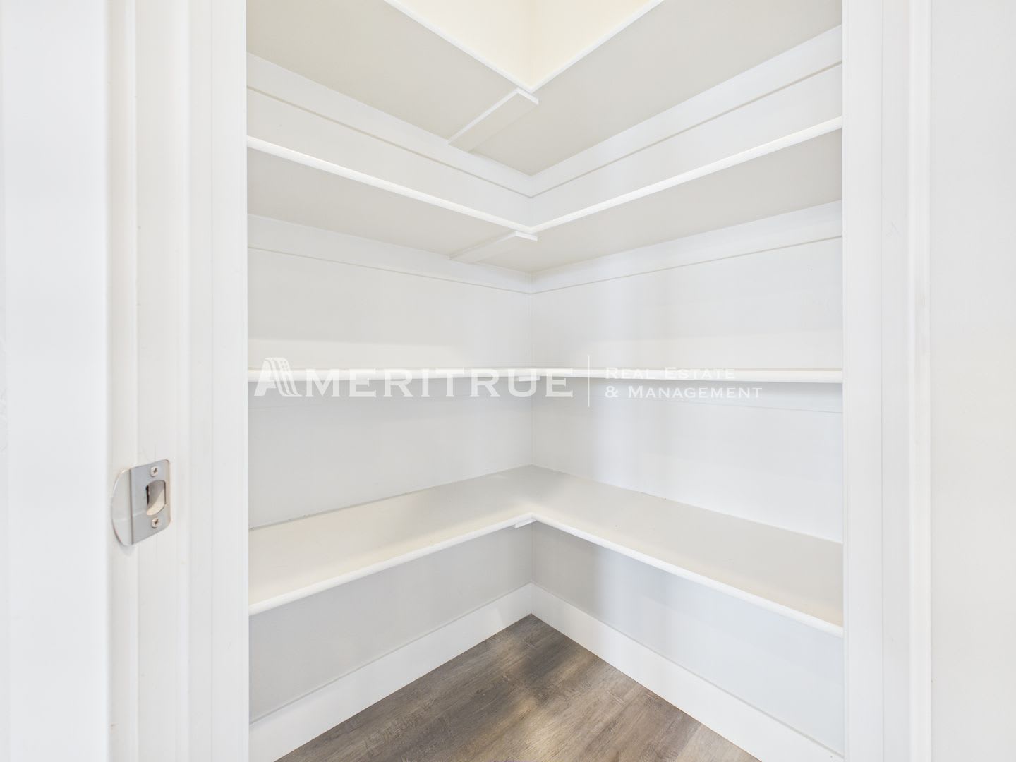 Pet Friendly Brand new Construction – photo 4