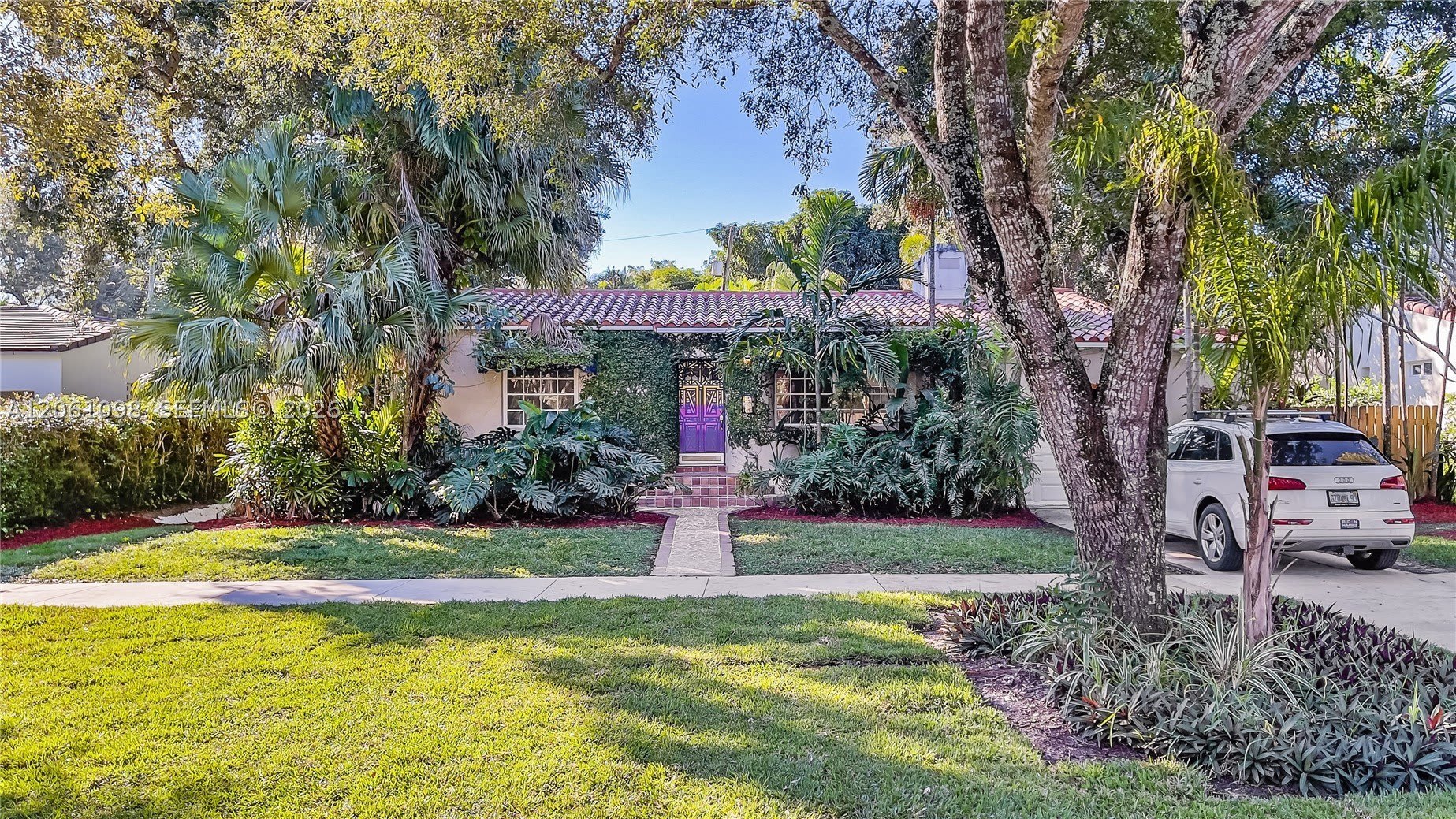 38 NW 105th St – photo 1