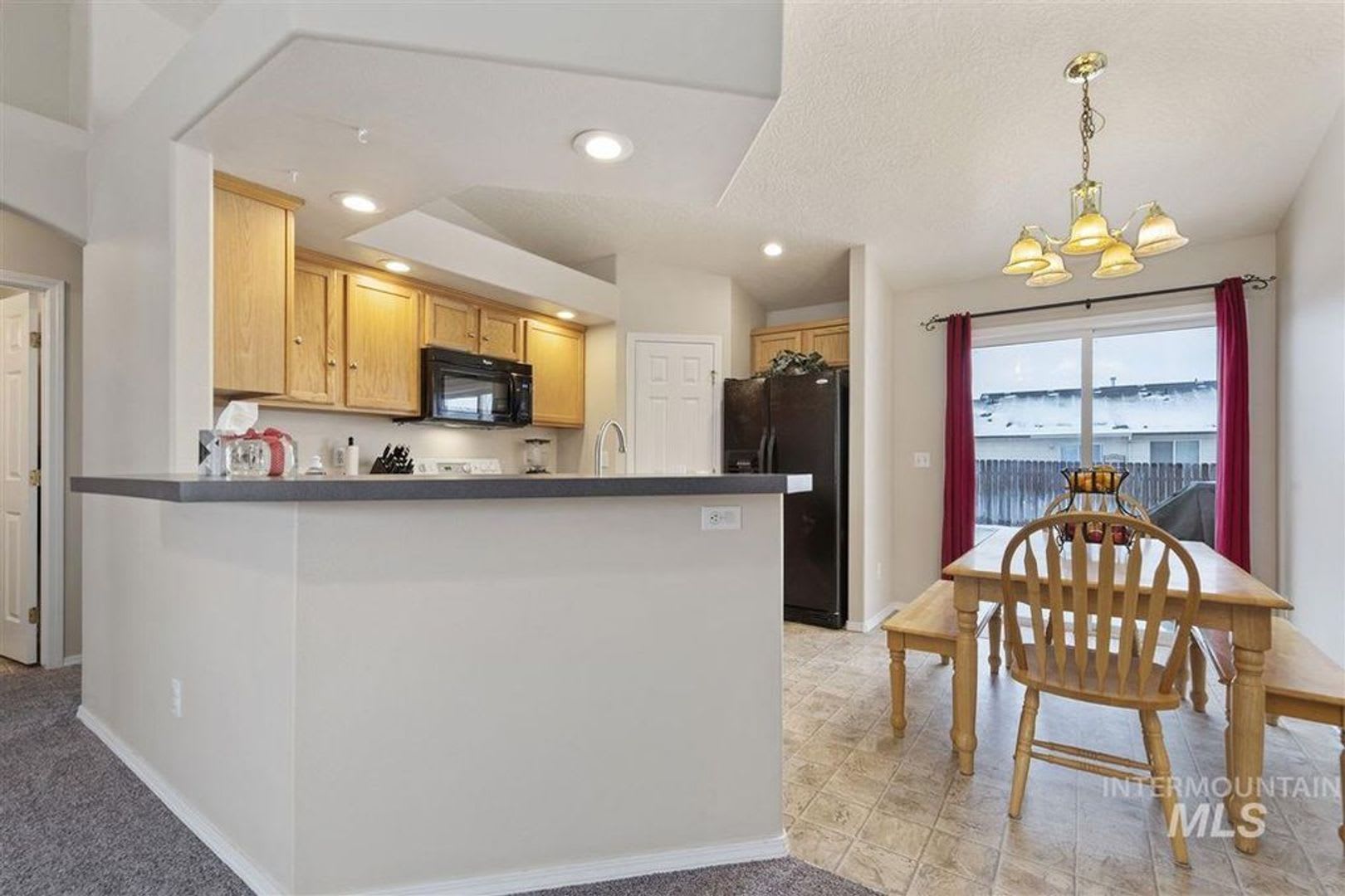 3 Bedroom Home in Nampa _ Pet Friendly! – photo 3