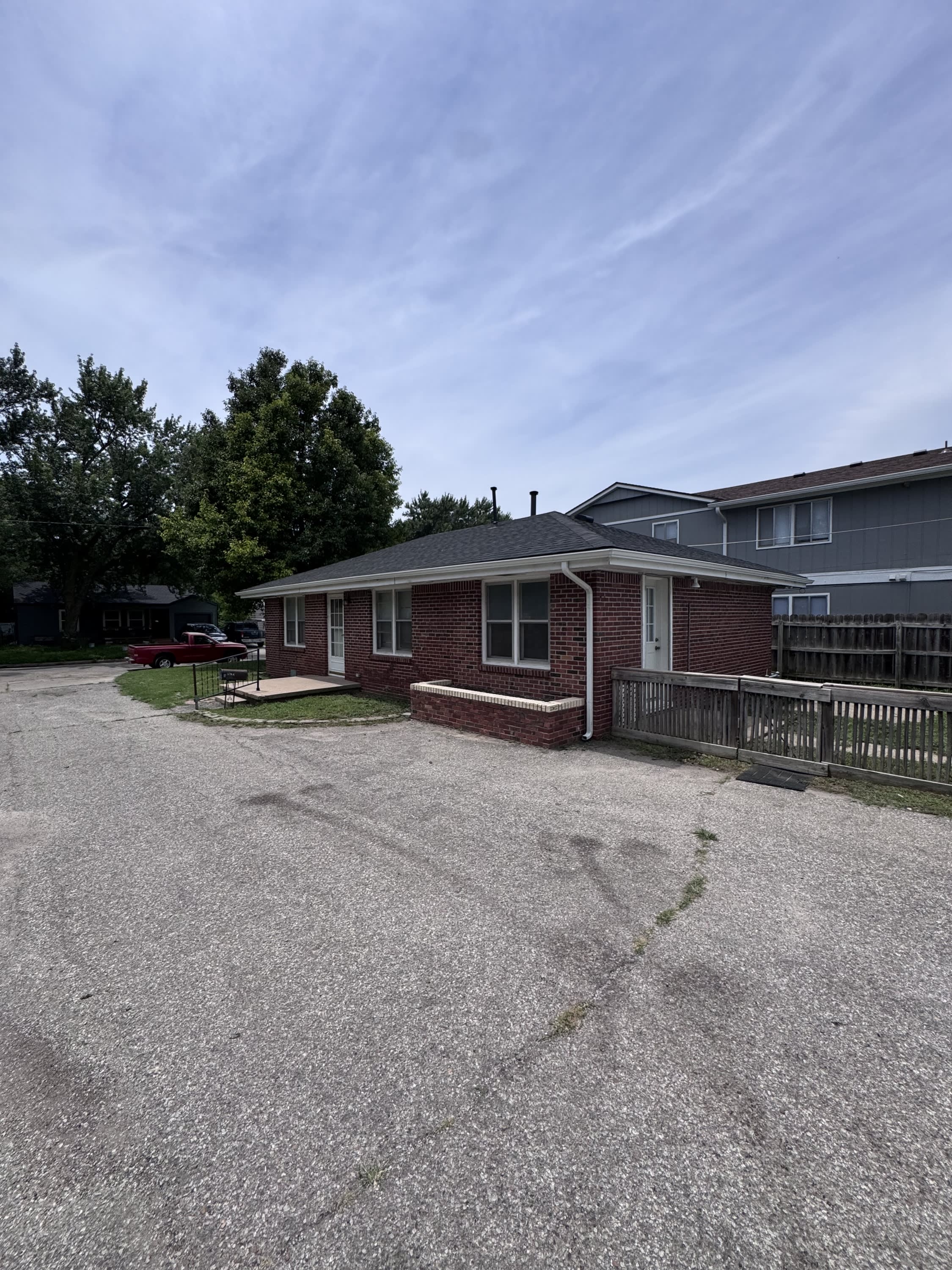 3150 W Mentor Avenue House – photo 3