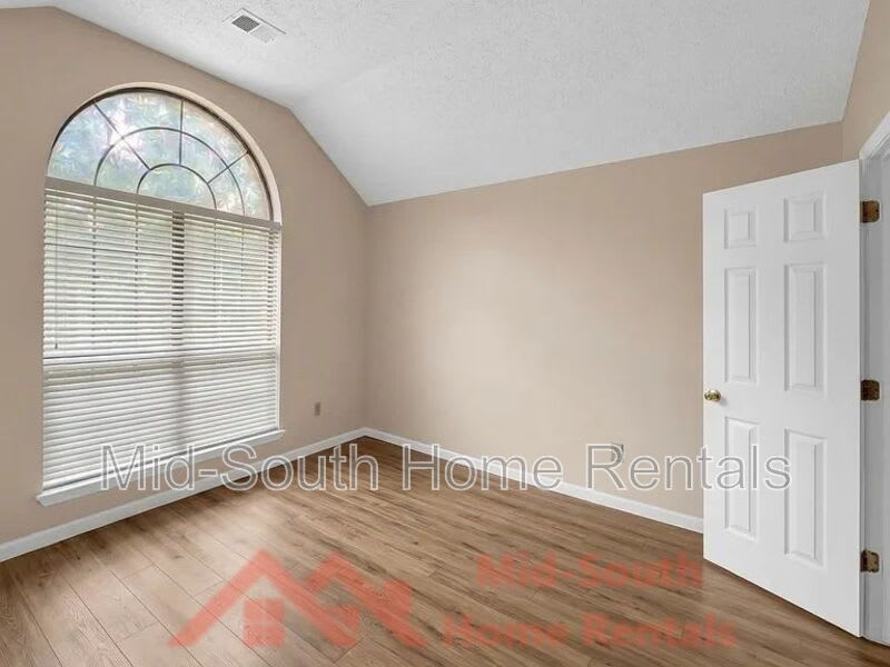 1263 Tunica St – photo 3