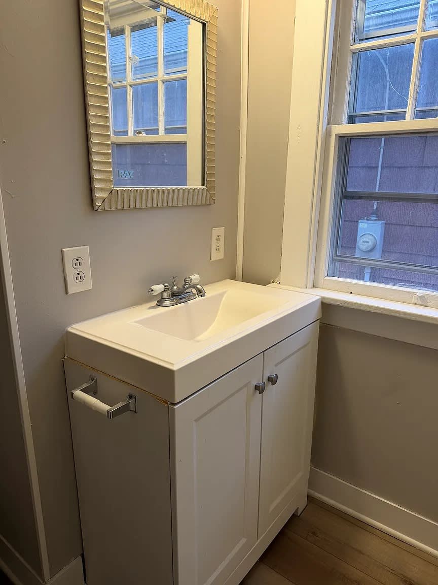 1715 North Avenue – photo 5