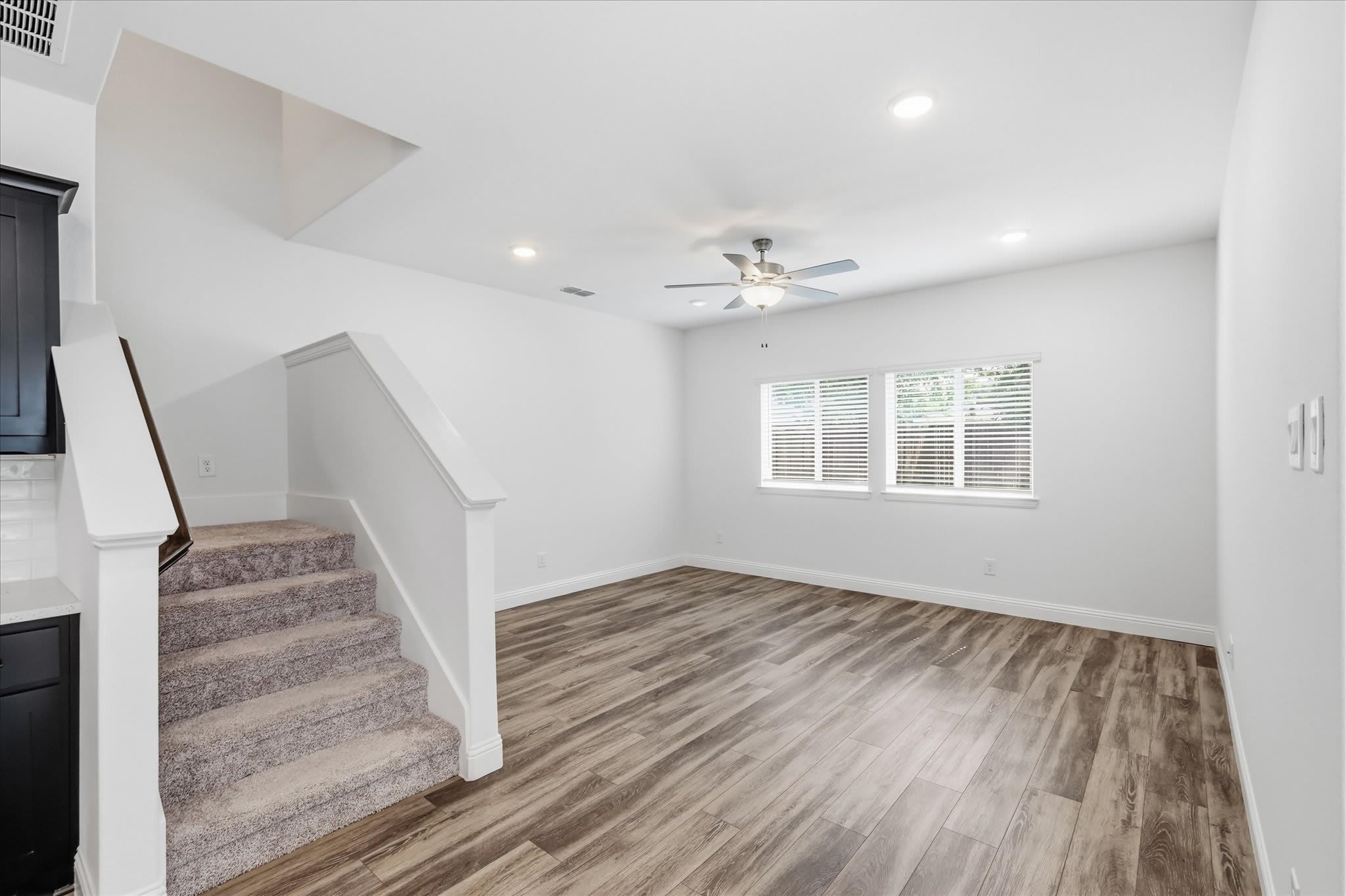 202 Griffith Drive – photo 3