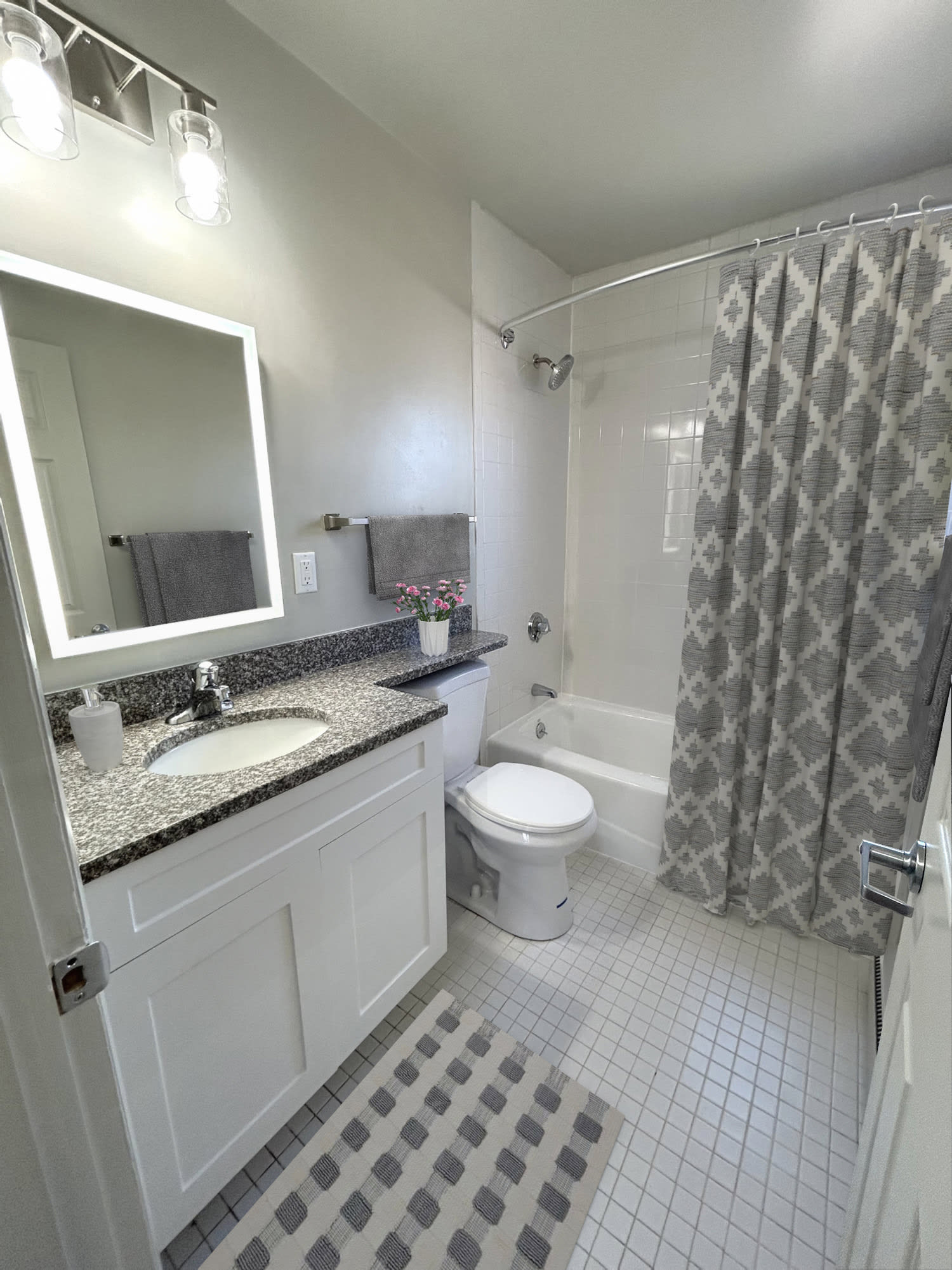 297 Ellsworth Street, 10-E – photo 2