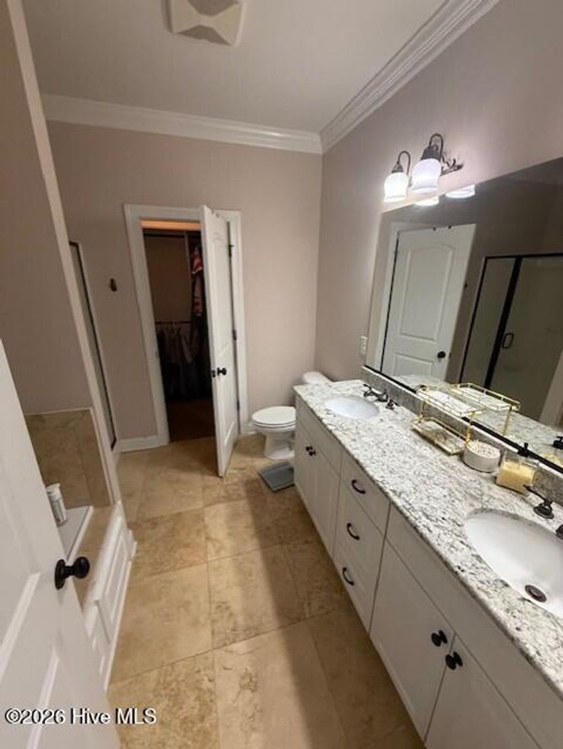 Charming townhome in private gated community – photo 4