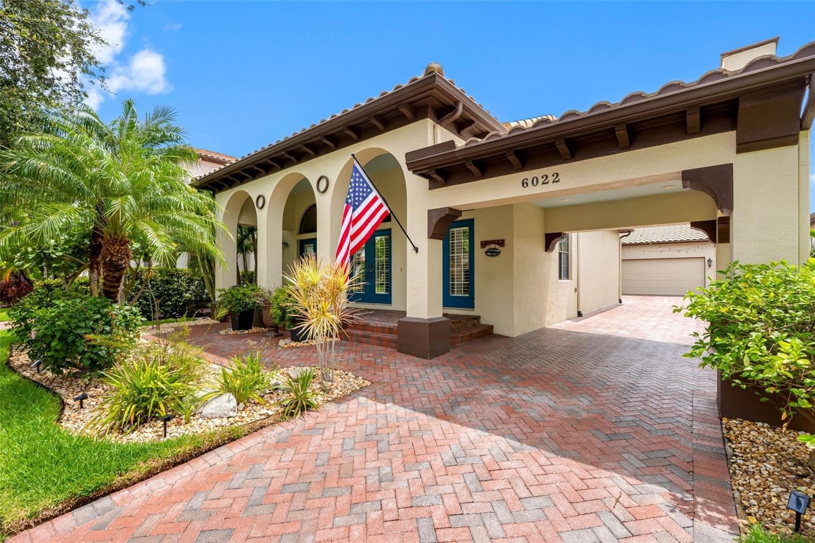 6022 BEACON SHORES Street – photo 5