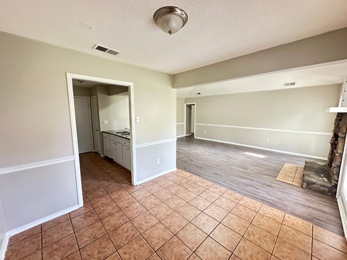 6326 Valleydale Drive – photo 5