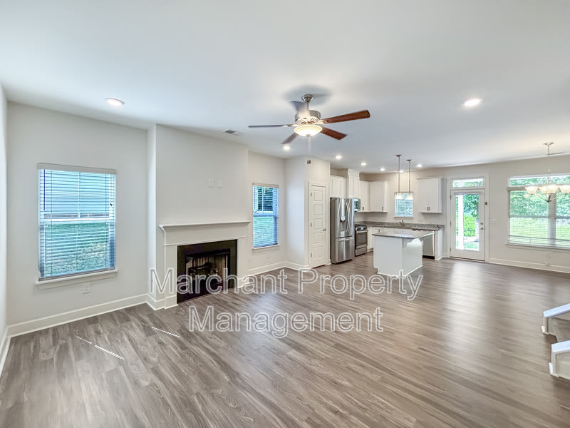 21 Jaycee Court – photo 5