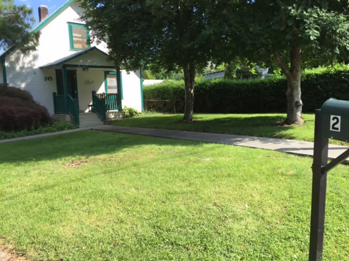 245 Harris Avenue – photo 2