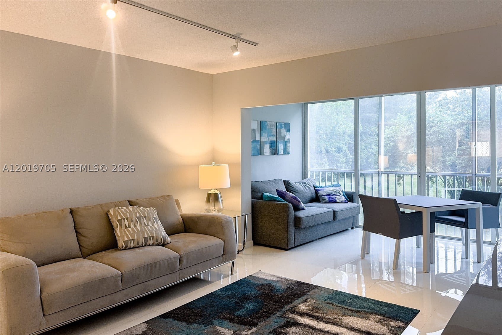 3200 N Palm Aire Dr – photo 5