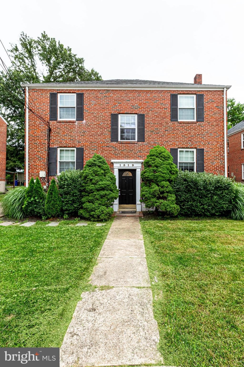 1519 STAFFORD Street N – photo 1