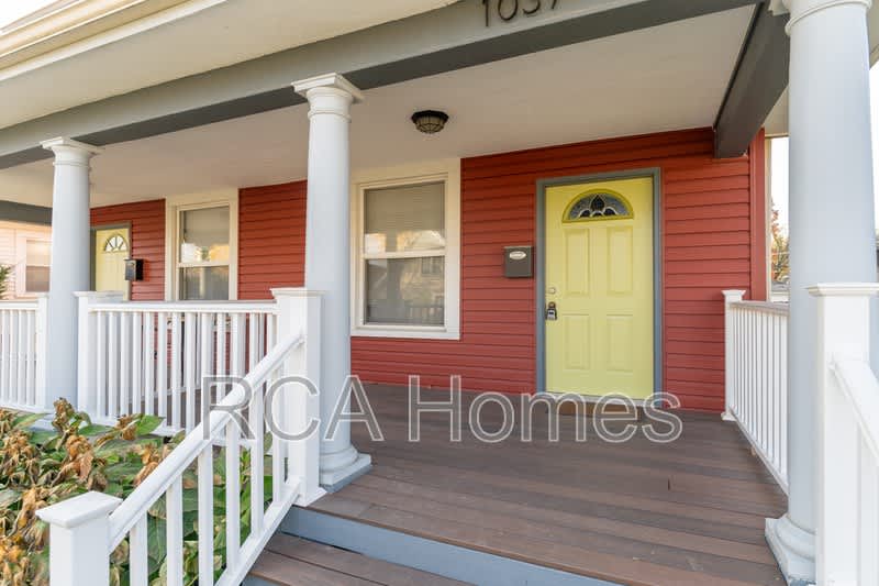 1037 East Tabor Street – photo 2