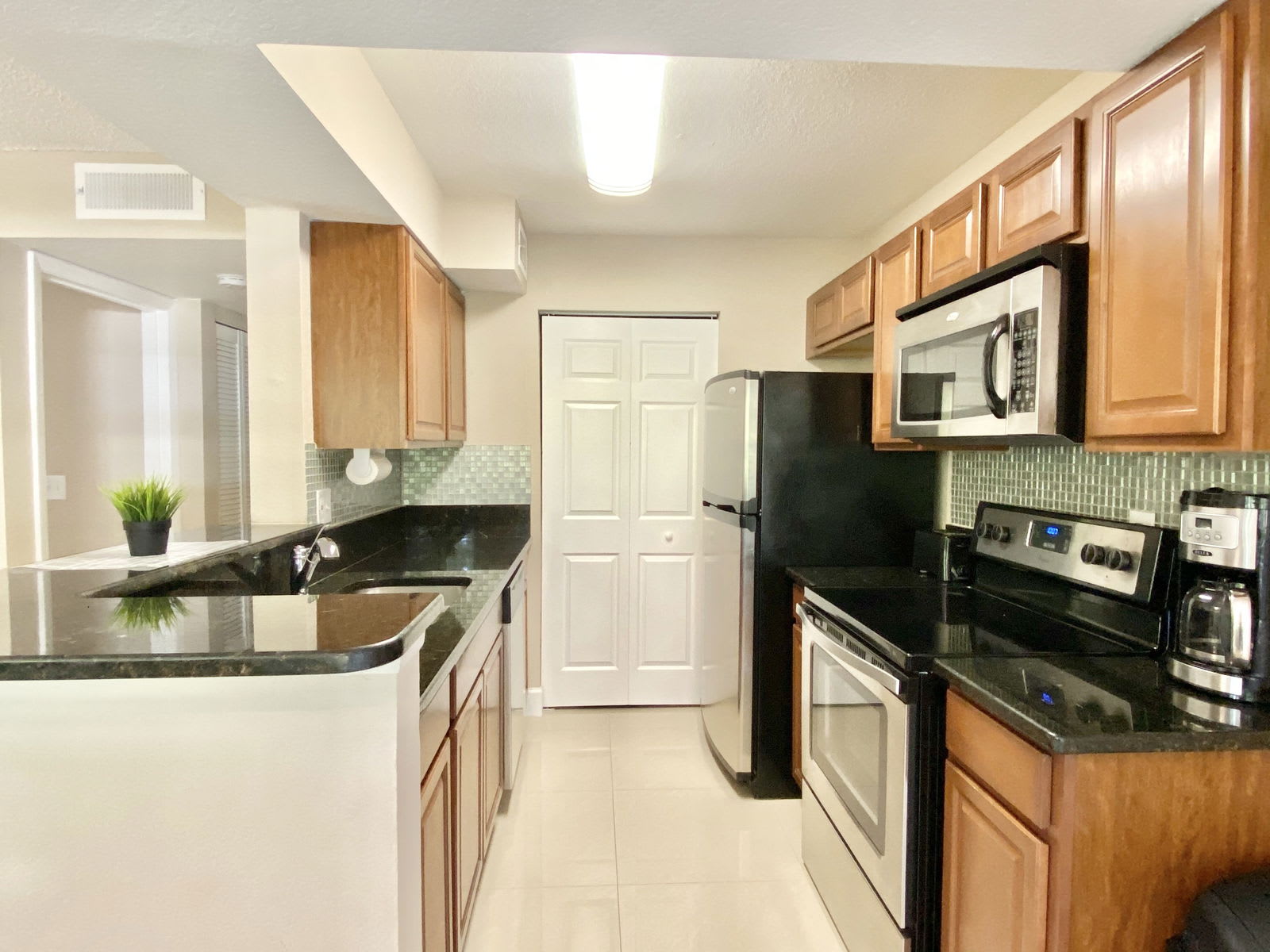 11520 Westwood Boulevard – photo 5