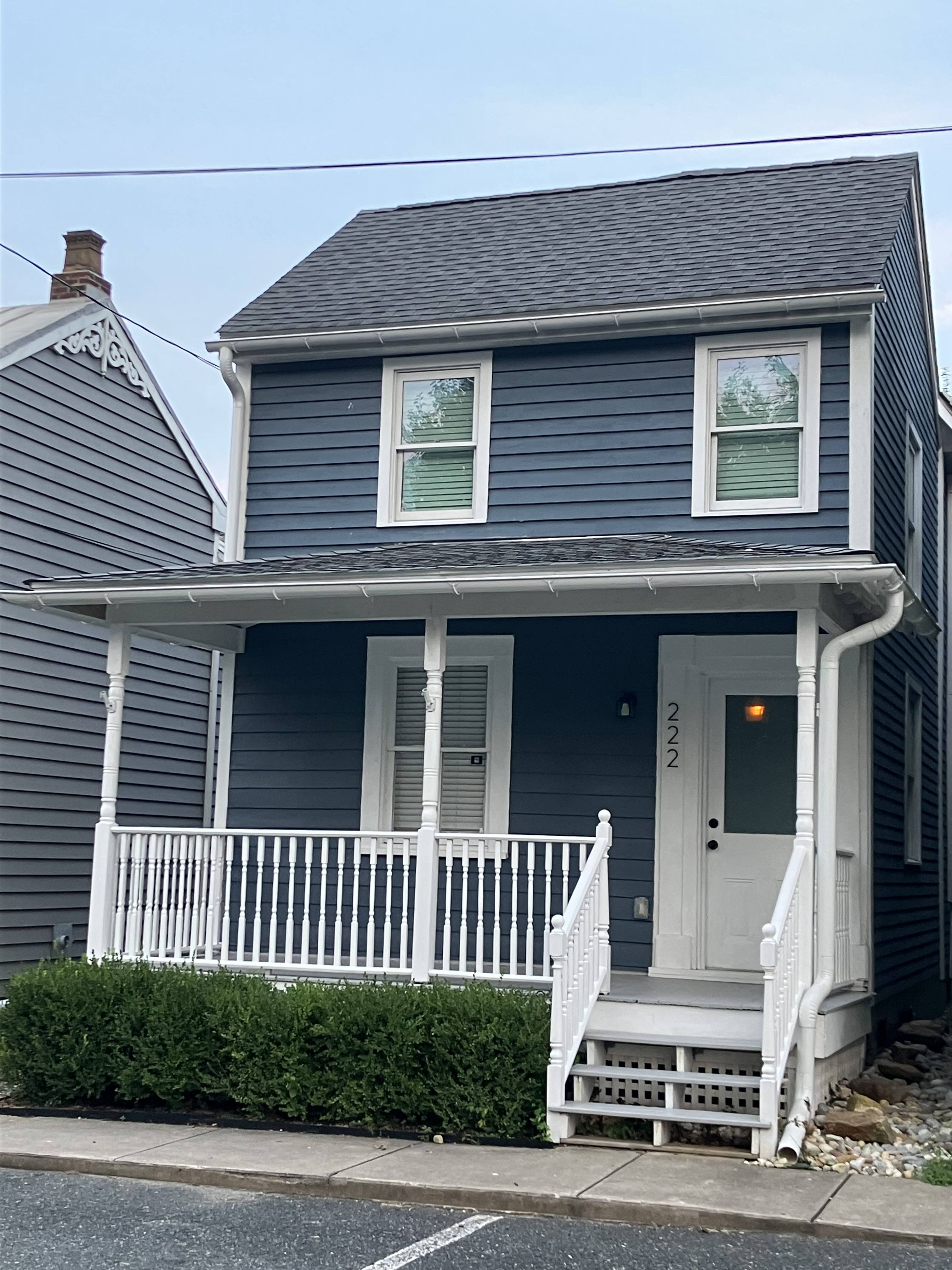 222 Charles St – photo 1