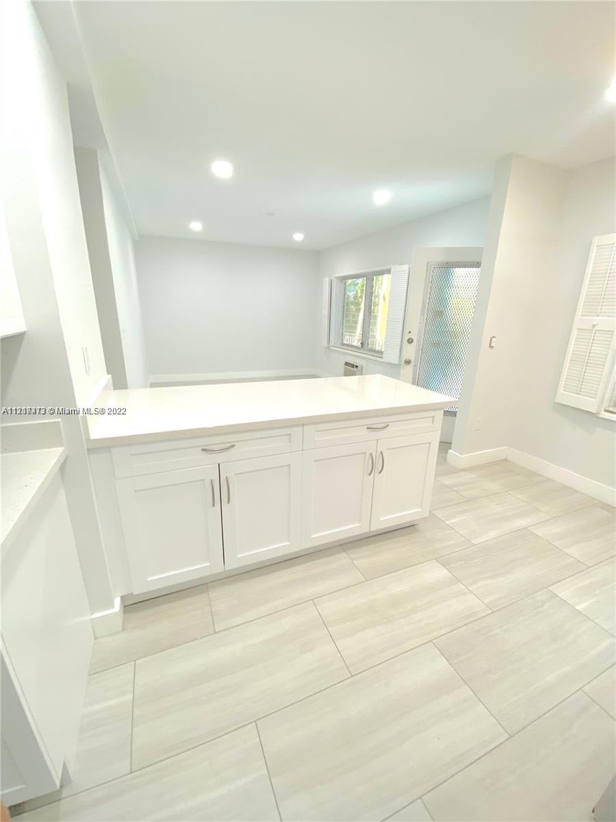 7300 Byron Avenue – photo 1
