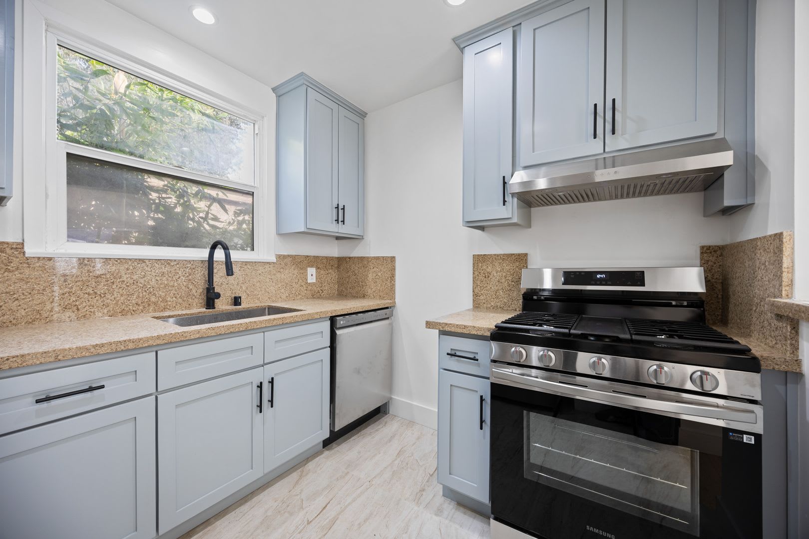 616 Sunset Ave – photo 2