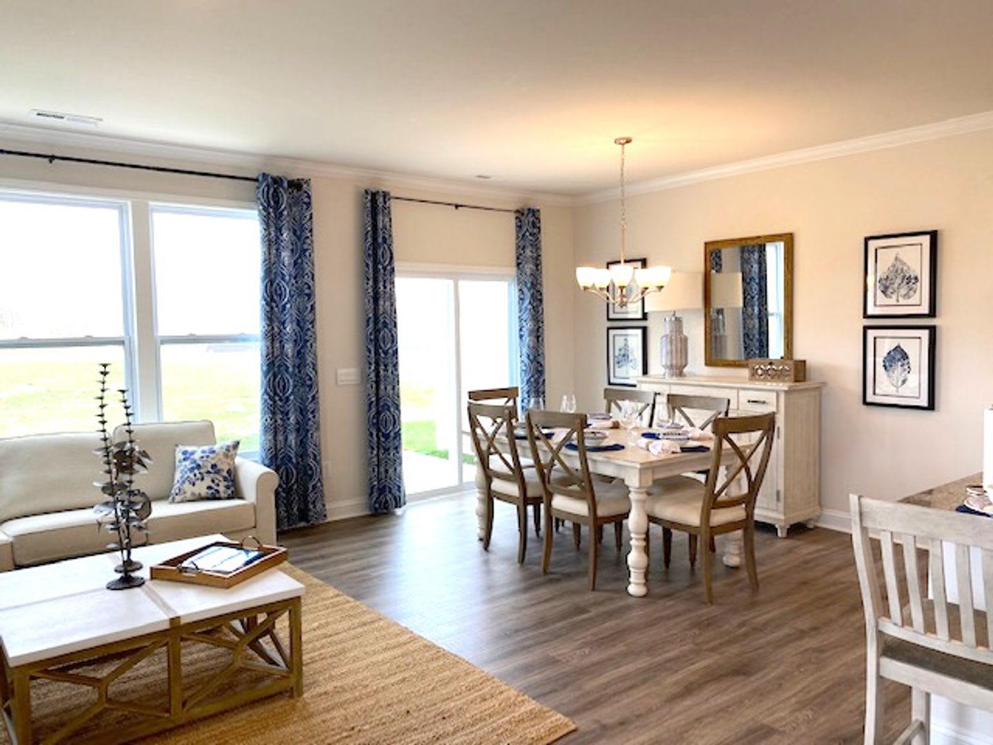 Newer Construction Townhome In Hendersonville – photo 3