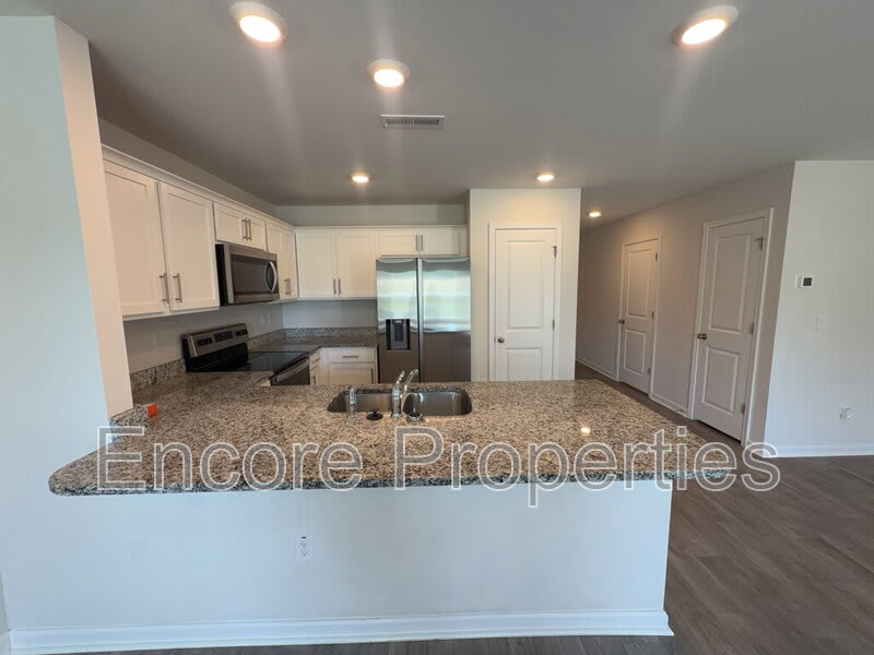 18 March Creek Drive – photo 3
