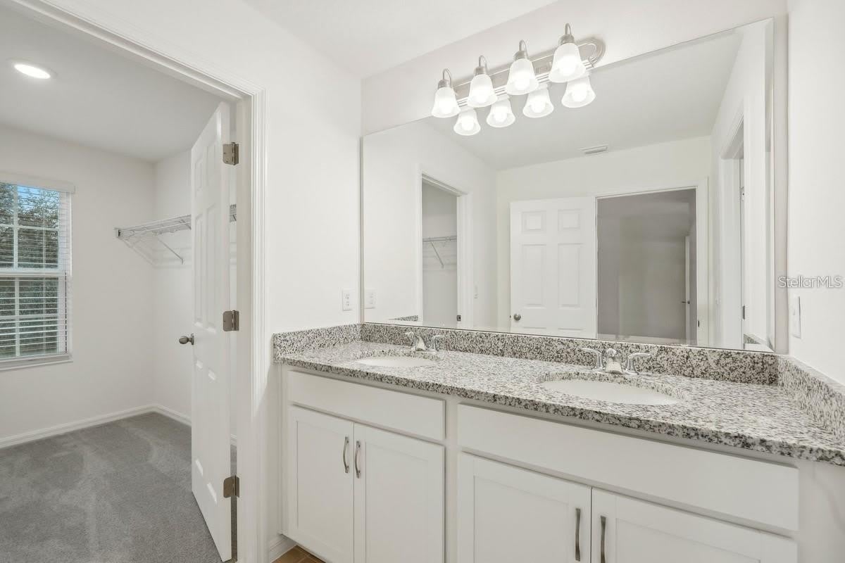 434 NORTH BOULEVARD E – photo 5
