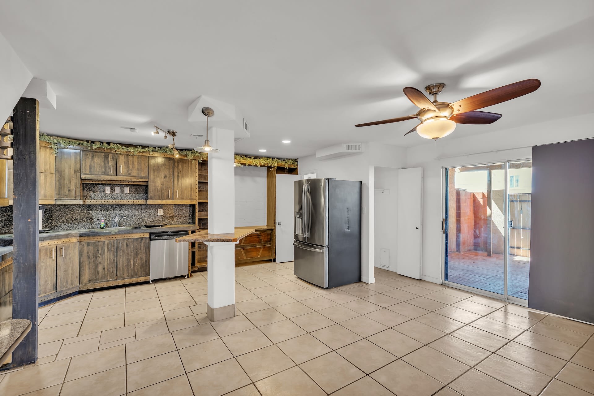 4439 East Wood Street – photo 4