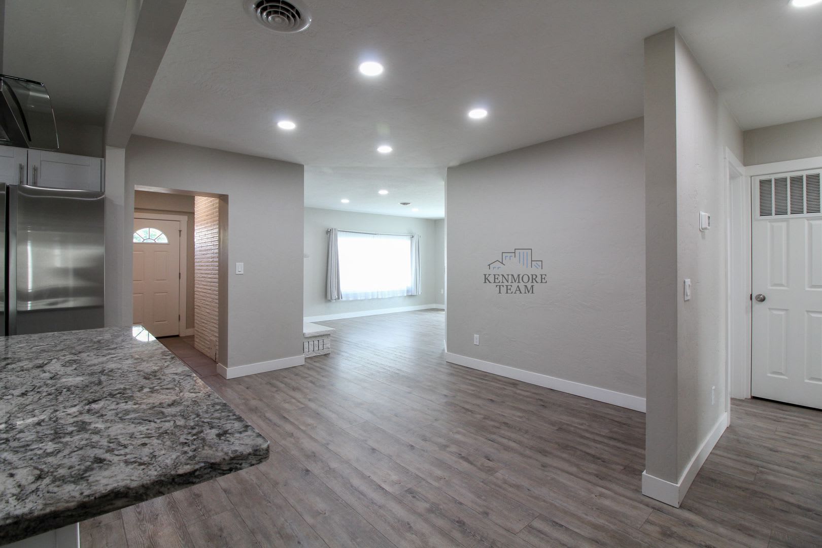 4 Bedroom, 2 Bath Home in Pasco – photo 3