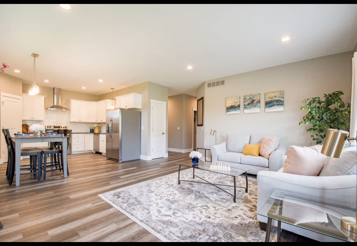 67 Percy Dr 1 – photo 2