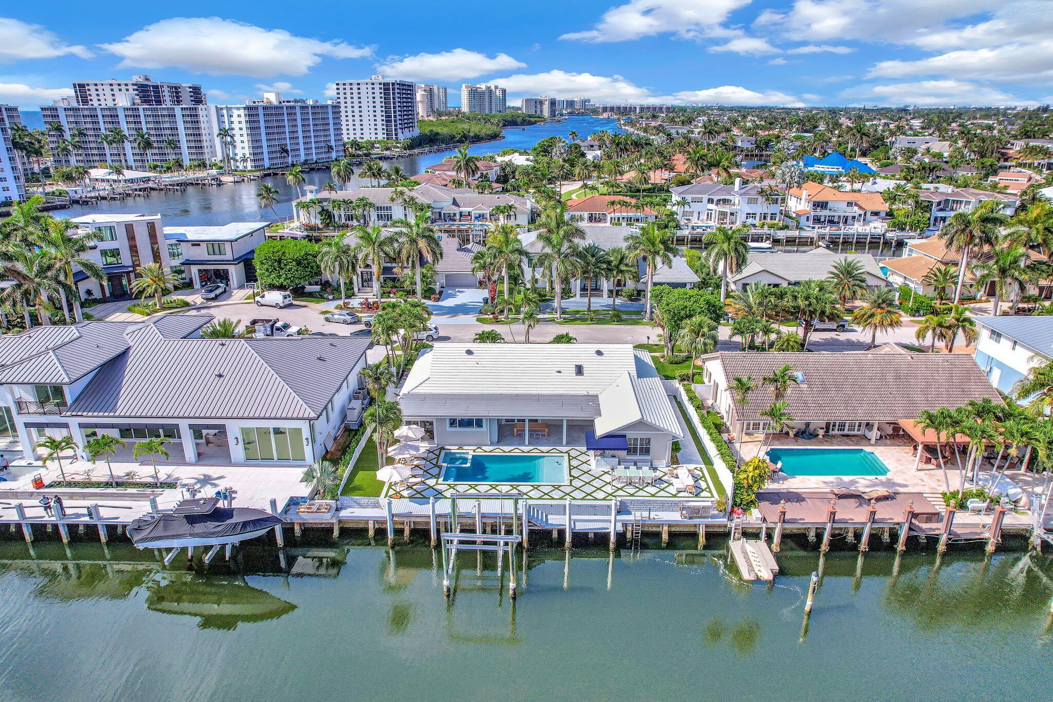 885 Nafa Drive – photo 2
