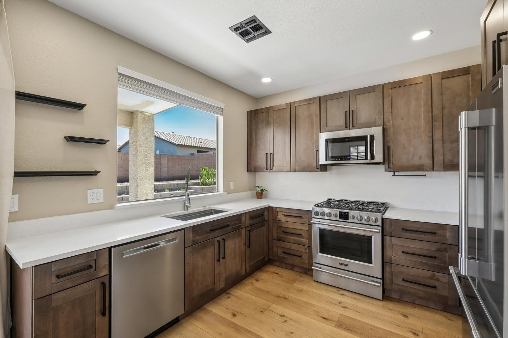 18381 W McNeil – photo 2