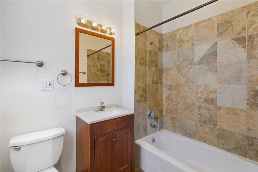 4641 North Rockwell – photo 3