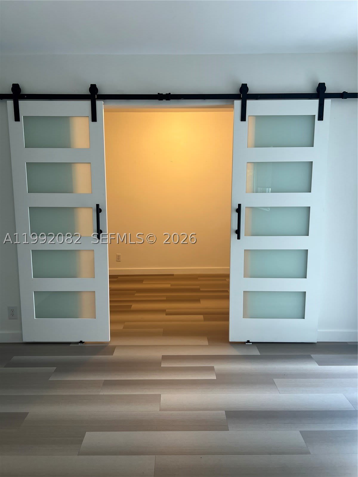 225 SE 16th Ave – photo 4
