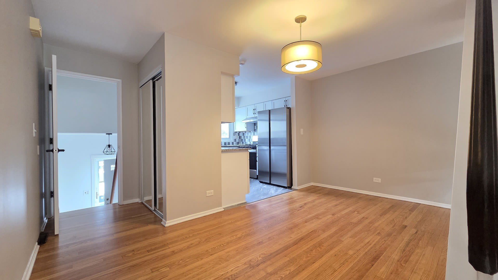 553 W Park Avenue – photo 2