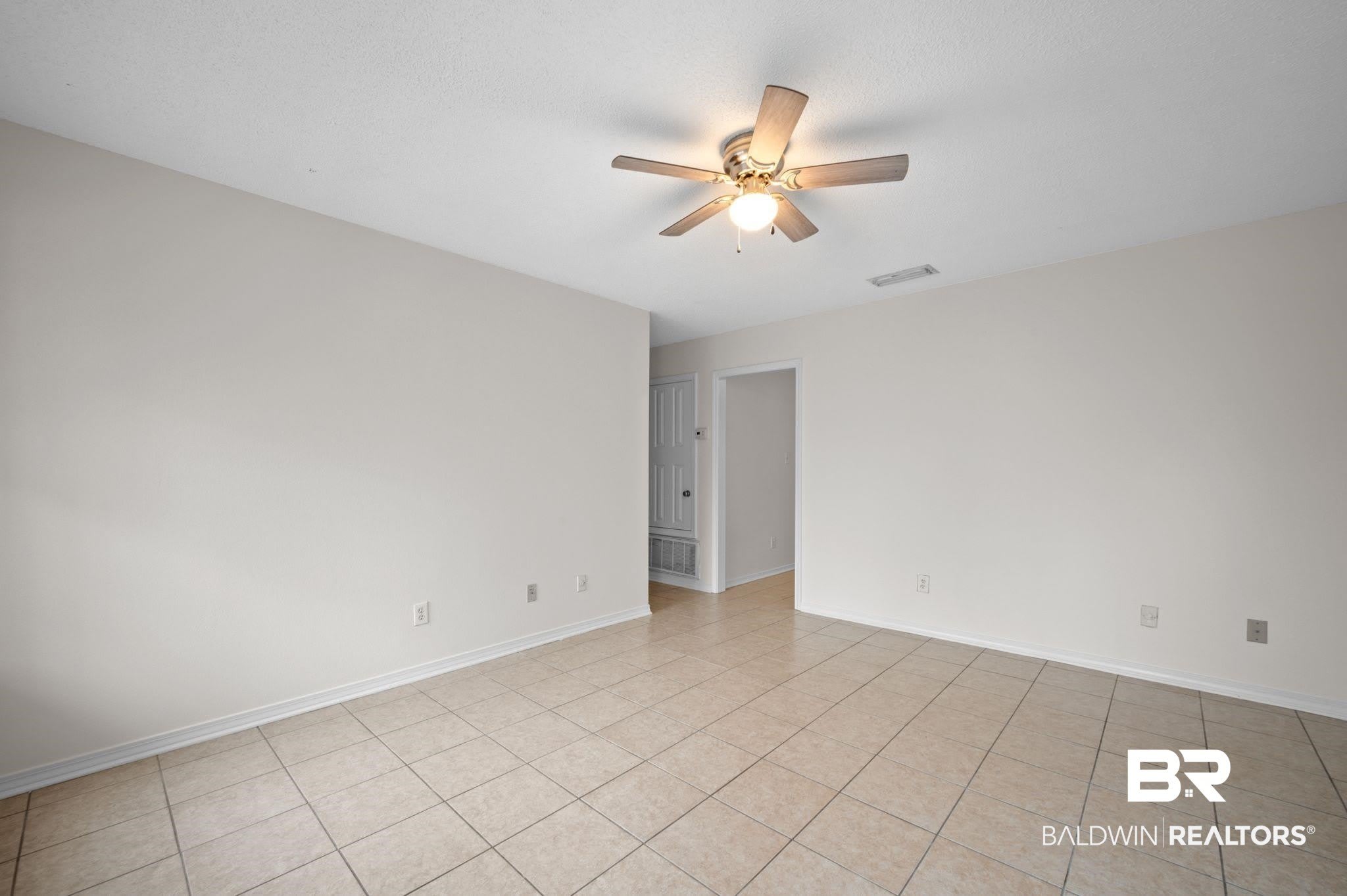 20938 Liberty Lane – photo 3