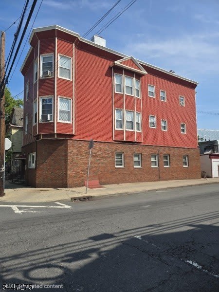 312 Elm St – photo 1