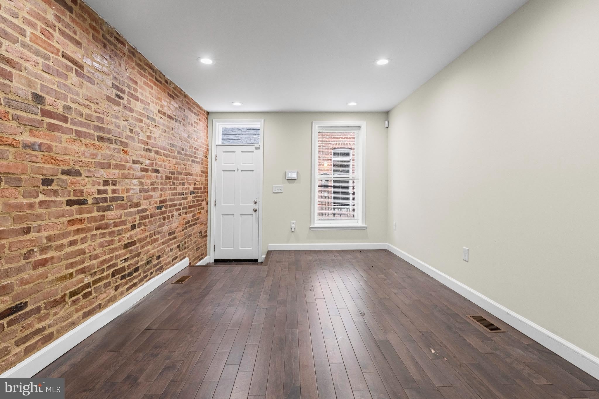 713 N Duncan Street – photo 3