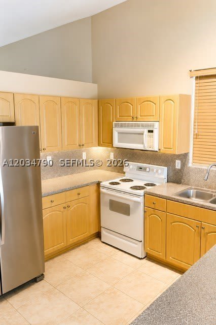 5420 SW 134th Ave – photo 3