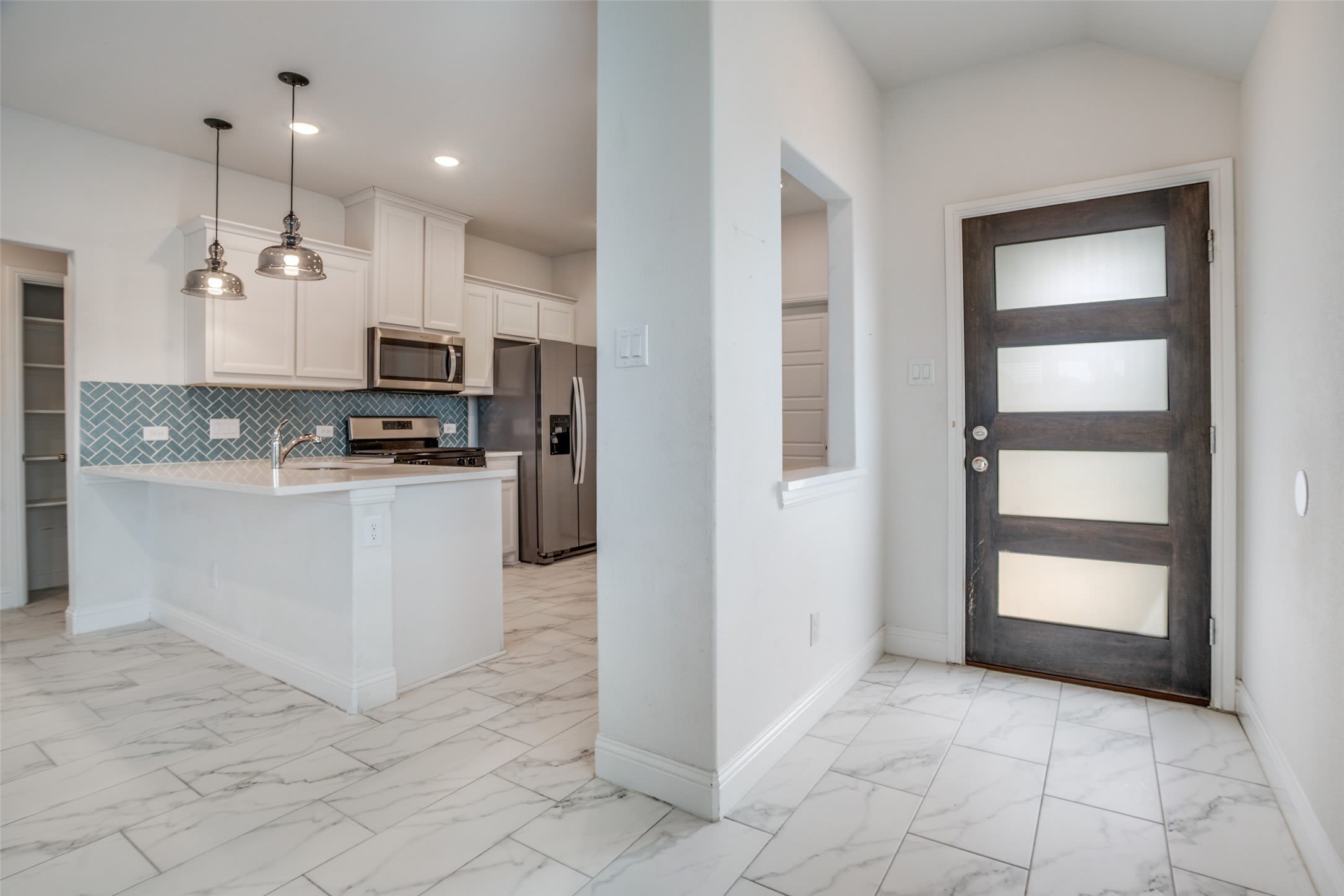 229 Town Park Avenue – photo 3