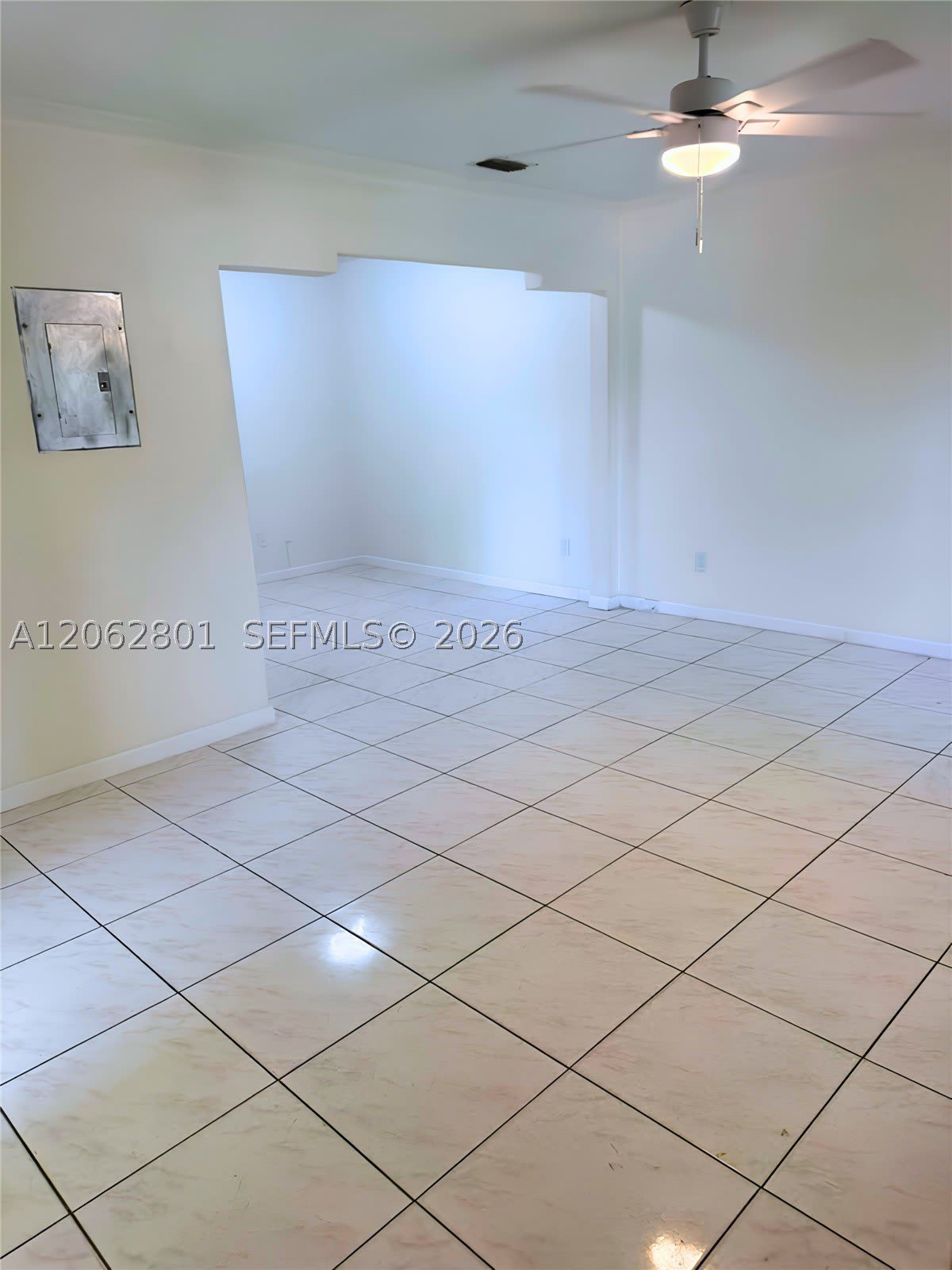 672 NE 130th St – photo 4