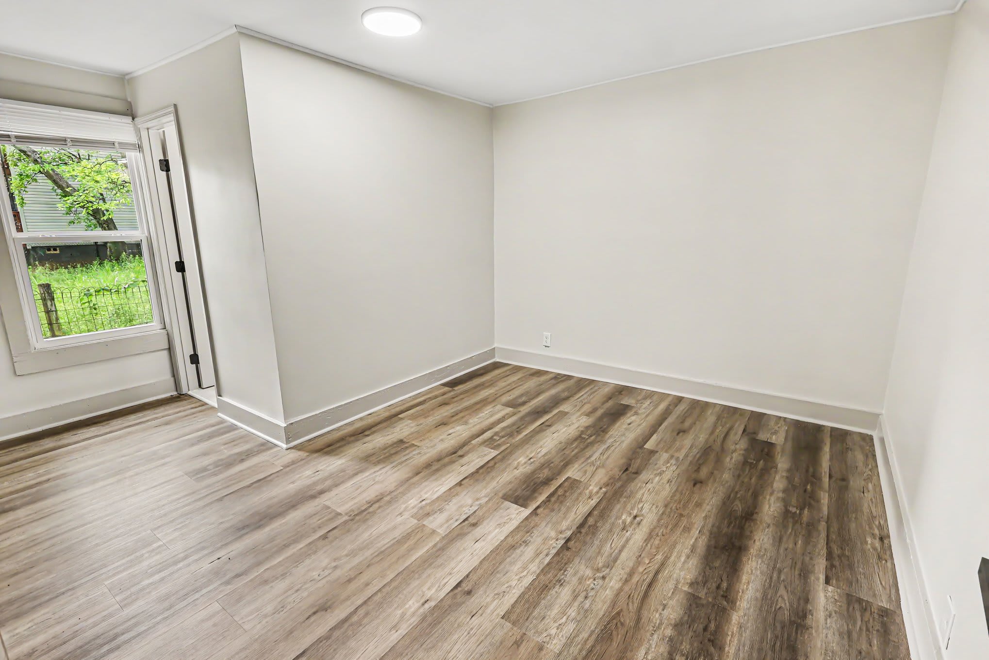 7709 1st Avenue South – photo 4